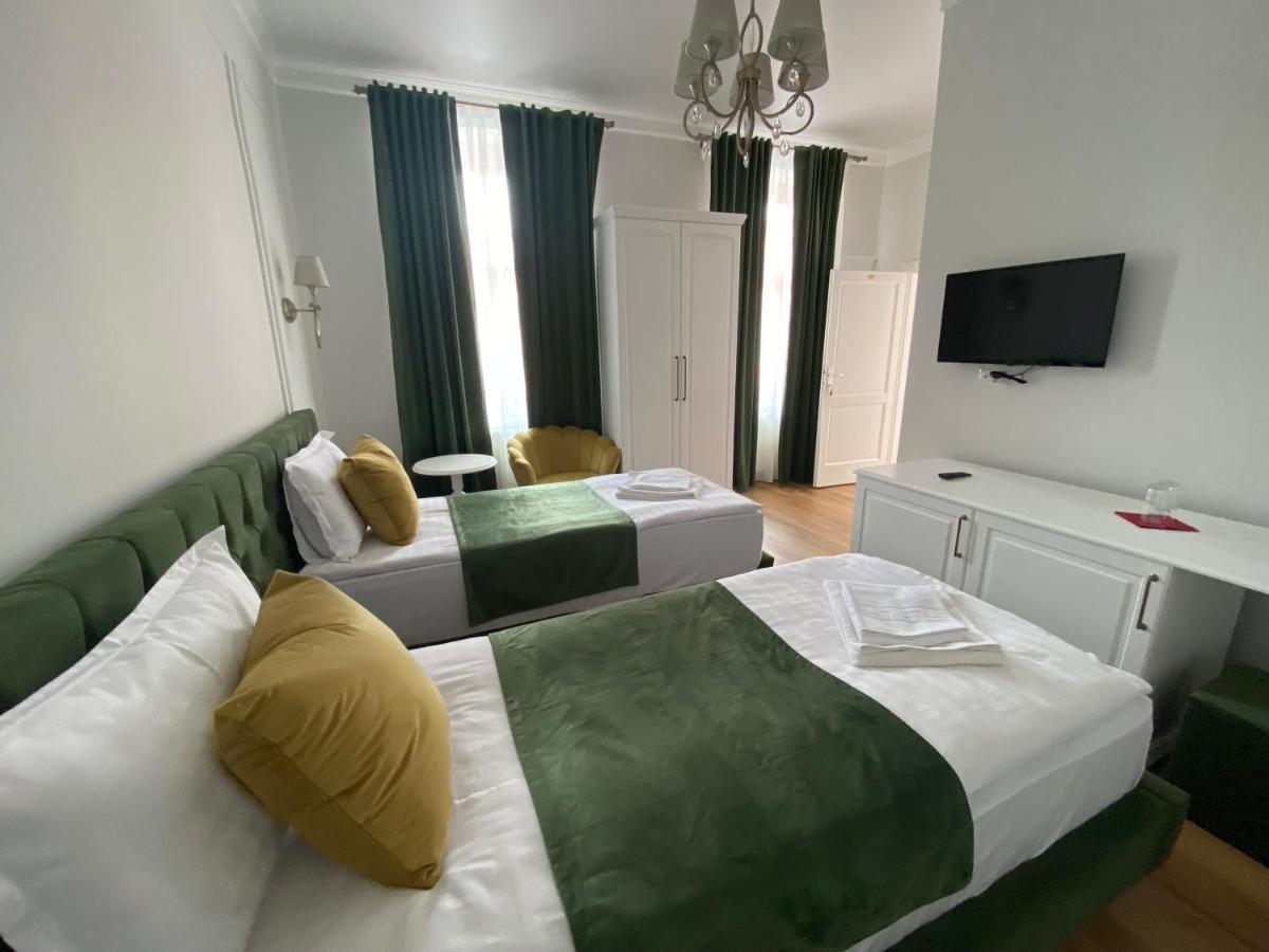 Pensiunea Korona And Restaurant Миеркуря Чук Екстериор снимка